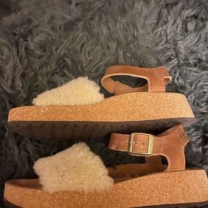 Papillio Birkenstock Glenda sandals  Teddy Eggshell size 40 9-9.5